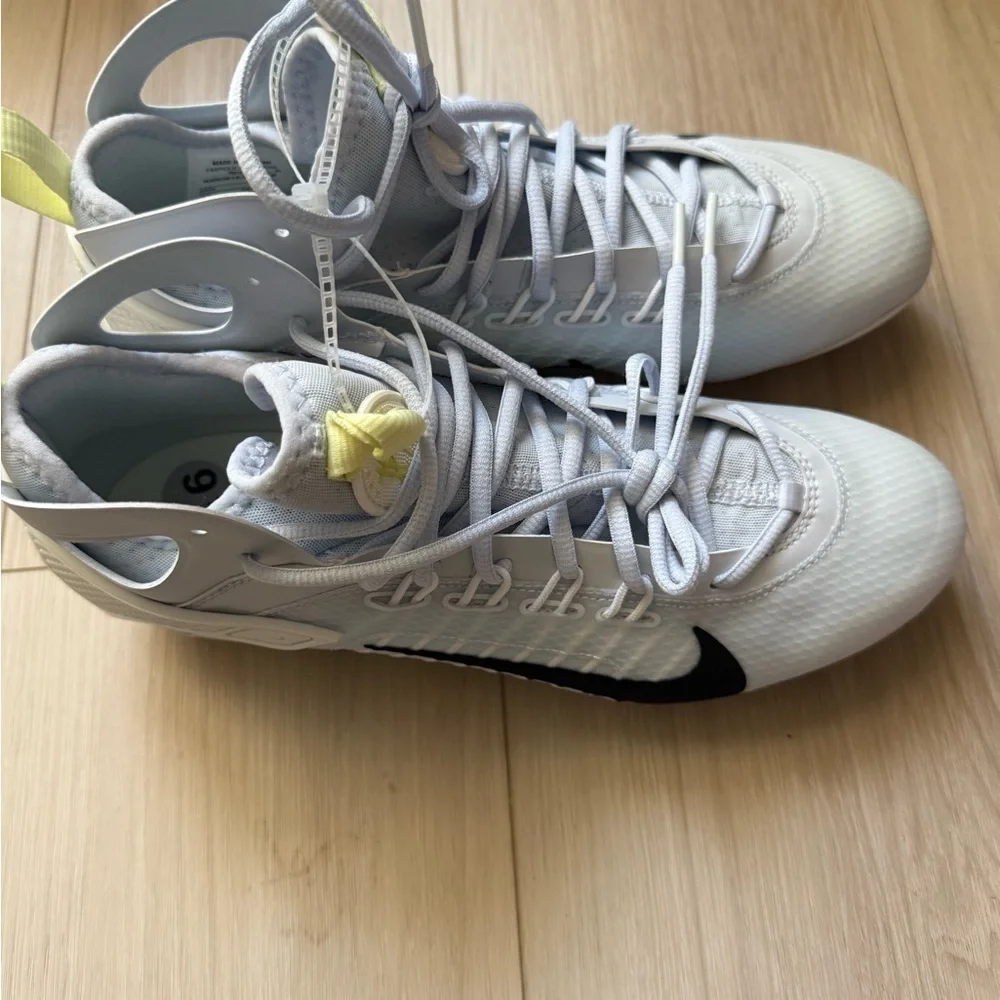 Nike Adult Huarache 9 Elite Low LAX SE CLEATS Size 9.5